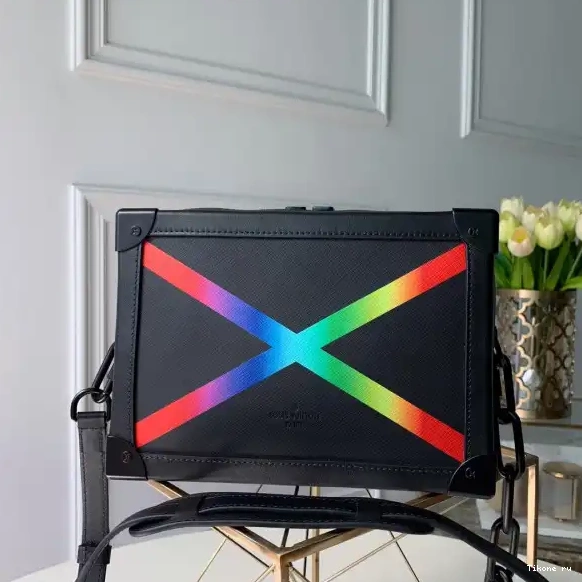 Vuitton Louis SOFT TRUNK 0521